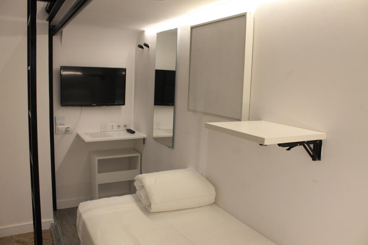 M Pods Malaga Hotel Exterior photo